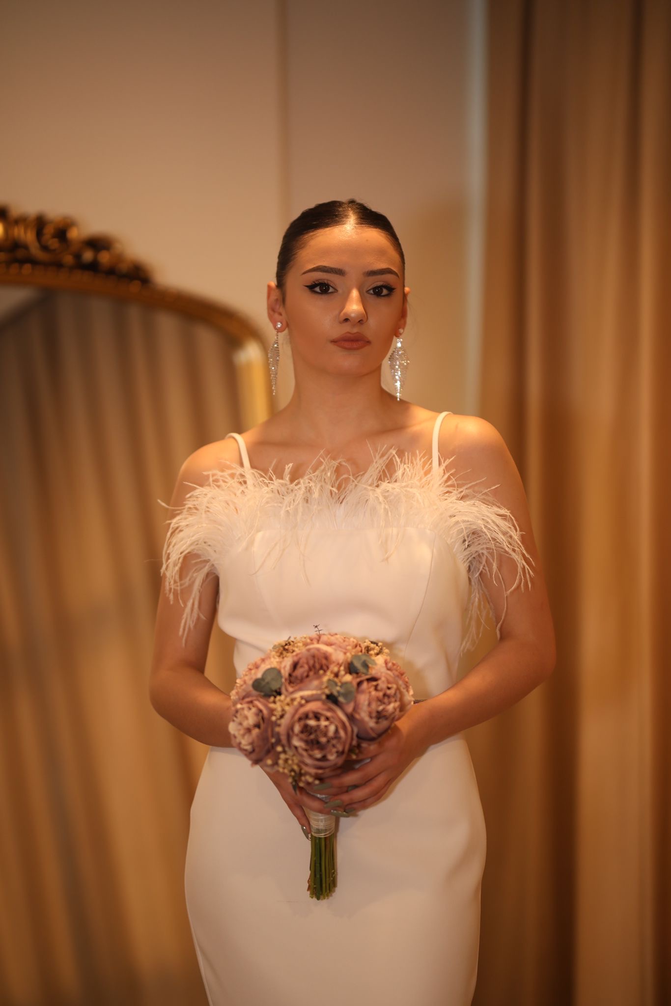 Gelin Damat Büşra Karslı Trabzon Beyaz Abiye